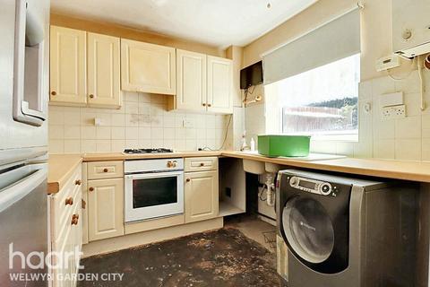 3 bedroom terraced house for sale, Nursery Gardens, Welwyn Garden City