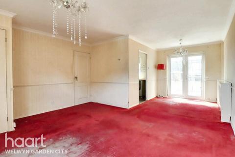 3 bedroom terraced house for sale, Nursery Gardens, Welwyn Garden City