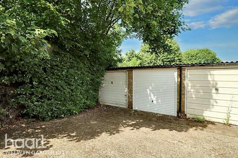 3 bedroom terraced house for sale, Nursery Gardens, Welwyn Garden City