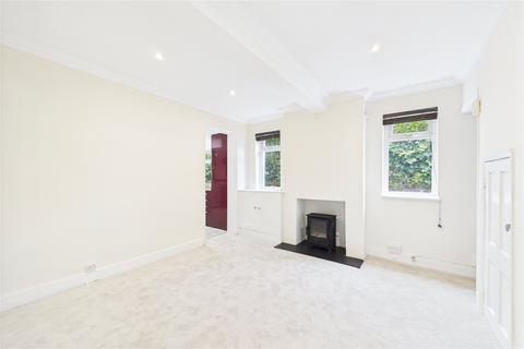 22 Boults Walk, Reading, RG2 0AX