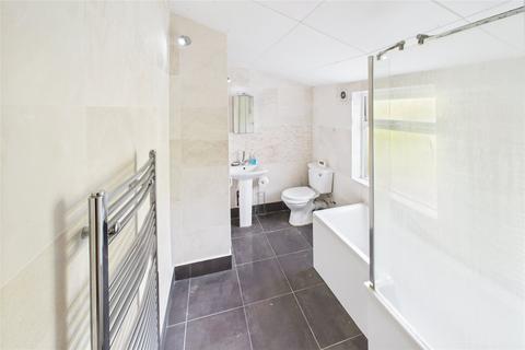 22 Boults Walk, Reading, RG2 0AX