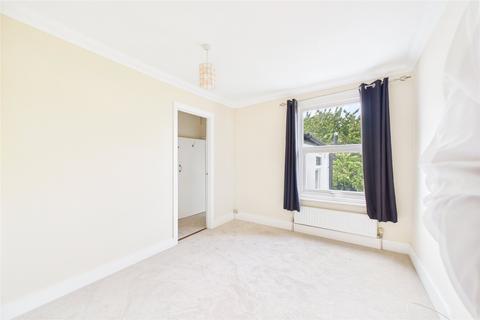 22 Boults Walk, Reading, RG2 0AX