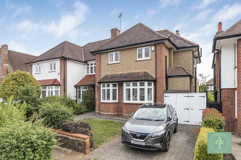 5 bedroom semi-detached house for sale, Meadway, Southgate, London, N14