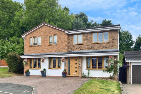 Ullswater Close, Priorslee, Telford