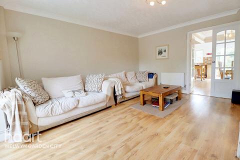 3 bedroom semi-detached house for sale, Rectory Gardens, Hatfield