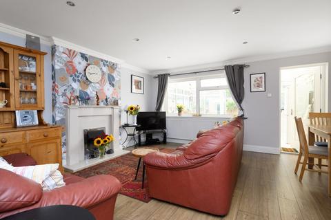 undefined, Egmont Road, Walton-on-Thames, KT12