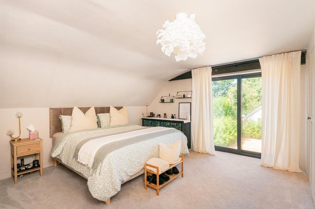 3 C5 LBY - Bedroom B.jpg