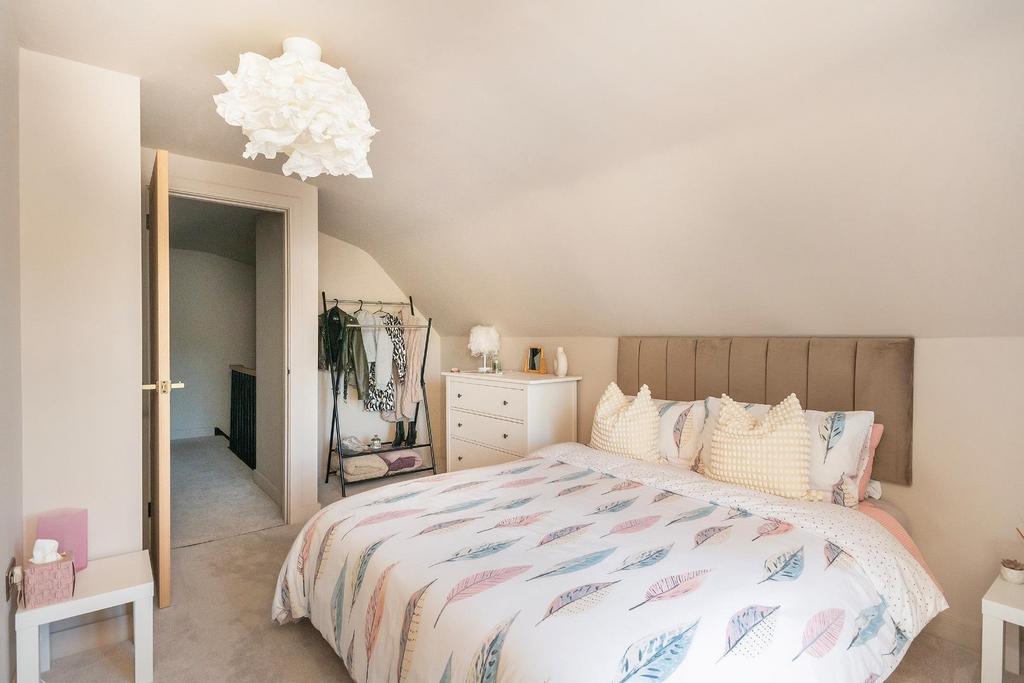 3 C5 LBY - Bedroom G.jpg