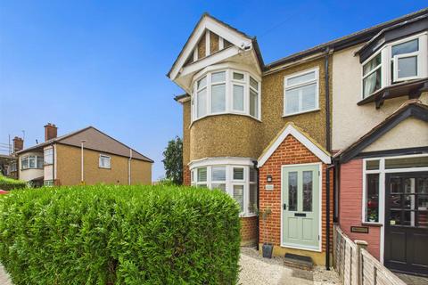 3 bedroom end of terrace house for sale, Victoria Road, Ruislip HA4