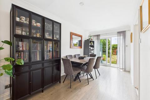 3 bedroom end of terrace house for sale, Victoria Road, Ruislip HA4