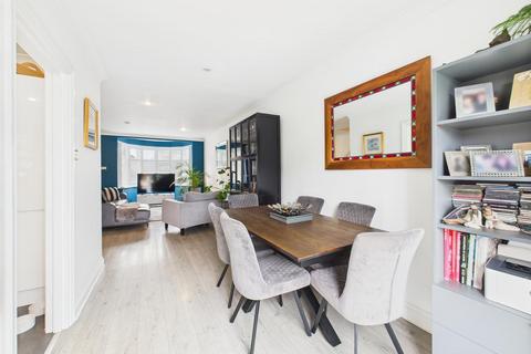 3 bedroom end of terrace house for sale, Victoria Road, Ruislip HA4