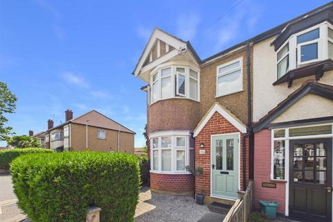 Victoria Road, Ruislip HA4