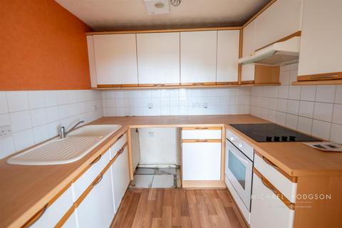 2 bedroom flat for sale, The Strand, Lakeside Village, Sunderland