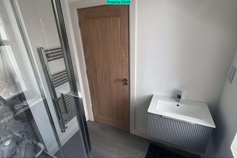 1 bedroom flat for sale, Church Street, St. Austell, PL25