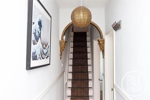 18 Bruce Street, Lowestoft, NR33 0HA