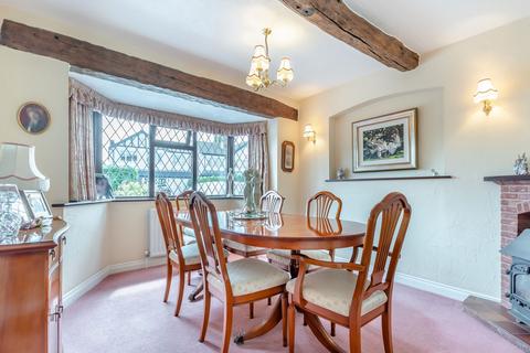 4 bedroom detached house for sale, Mount Road, Wombourne, WV5
