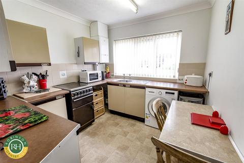 2 bedroom semi-detached bungalow for sale, Kestrel Drive, Rossington, Doncaster