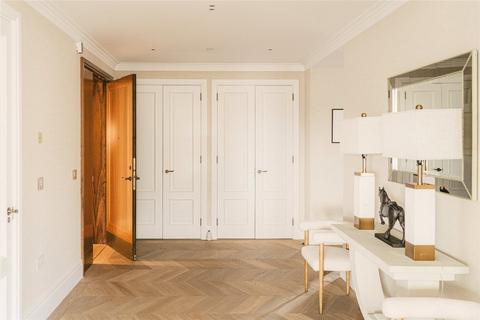 undefined, Dovehouse Street, Chelsea, SW3