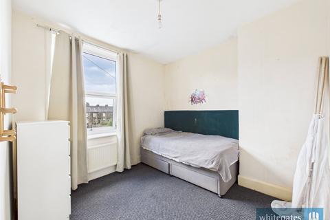 31 Chellow Street, Bradford, BD5 9QG