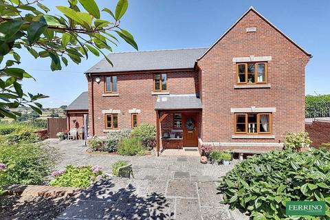 4 bedroom detached house for sale, Deans Walk, Harrow Hill, Harrow Hill, Gloucestershire. GL17 9JU