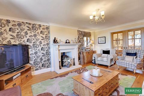 4 bedroom detached house for sale, Deans Walk, Harrow Hill, Harrow Hill, Gloucestershire. GL17 9JU