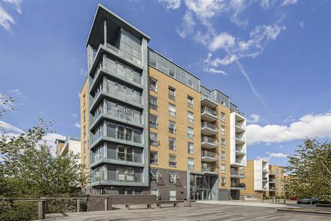 undefined, Drake Way, Reading, RG2