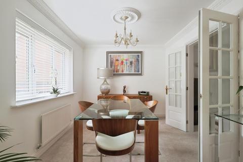 1 Acresbrook, Stalybridge, SK15 2QT