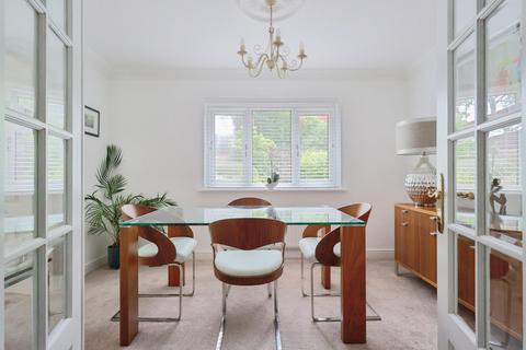 1 Acresbrook, Stalybridge, SK15 2QT