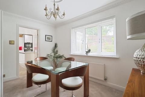 1 Acresbrook, Stalybridge, SK15 2QT