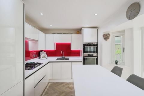 1 Acresbrook, Stalybridge, SK15 2QT