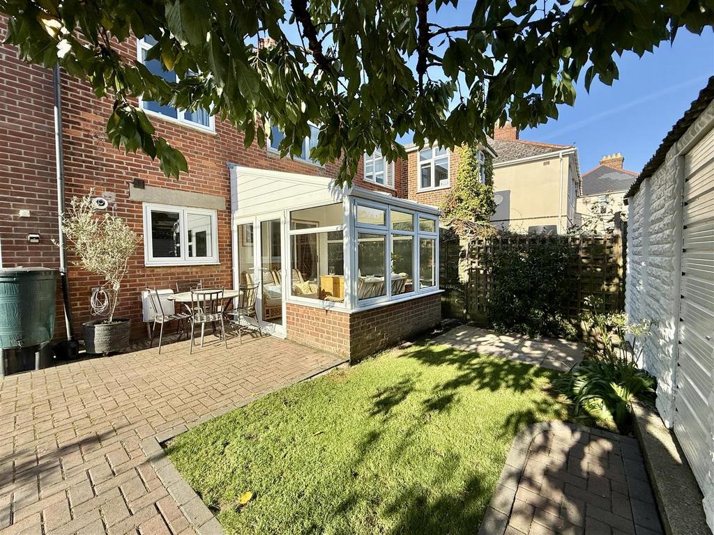 Rear Garden: