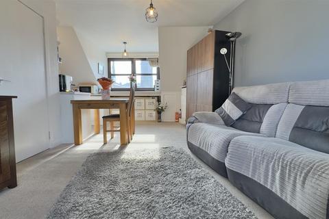 2 bedroom flat for sale, Union Street, Greenock