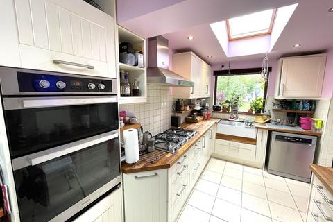 4 bedroom semi-detached house for sale, Bradville, Milton Keynes MK13