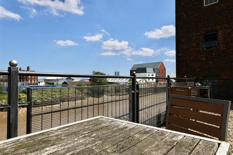 undefined, Wincolmlee, Hull