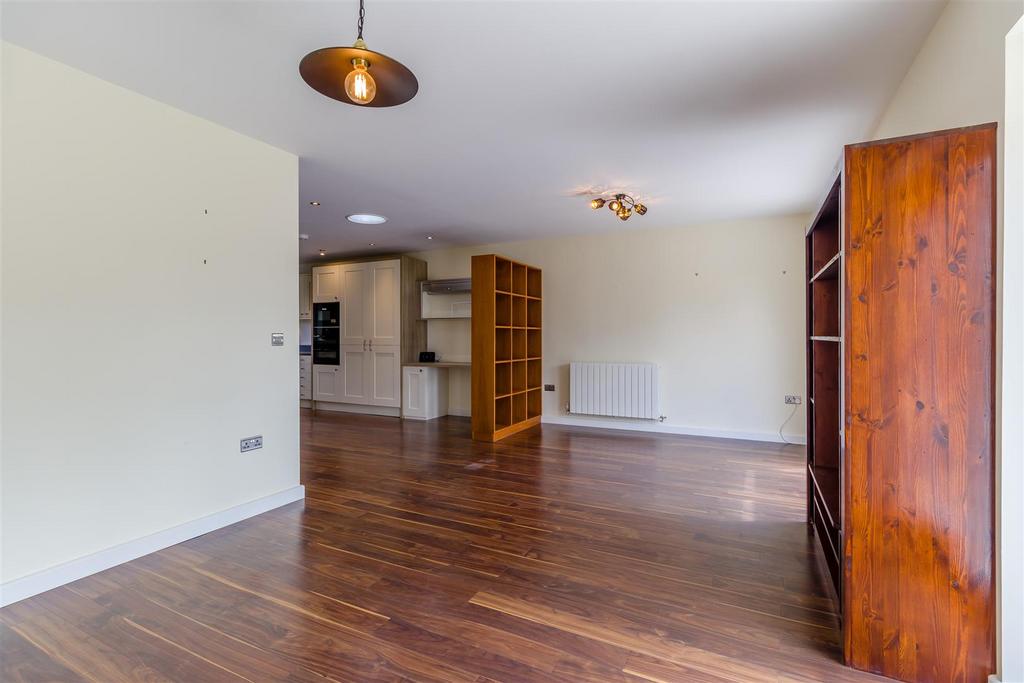 8657371-interior17.jpg