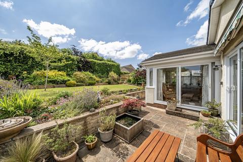 3 bedroom bungalow for sale, Lampton Road, Bristol BS41