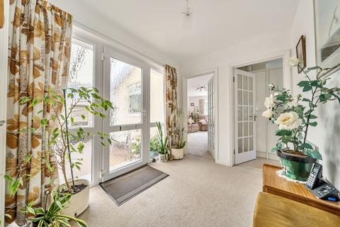3 bedroom bungalow for sale, Lampton Road, Bristol BS41