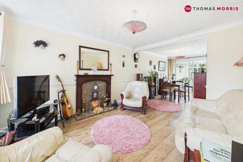 3 bedroom end of terrace house for sale, Bunyan Road, Bedfordshire SG18