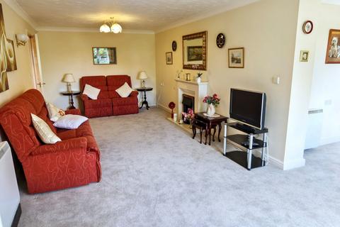 2 bedroom retirement property for sale, Spencer Court, Banbury