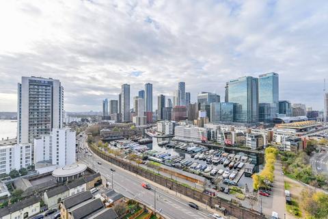 undefined, Streamlight Tower, Canary Wharf, London, E14