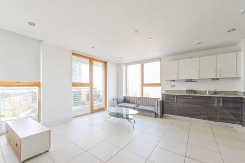 undefined, Streamlight Tower, Canary Wharf, London, E14