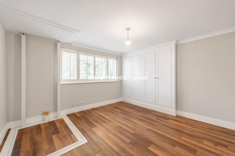 undefined, Hartham Close, London, N7