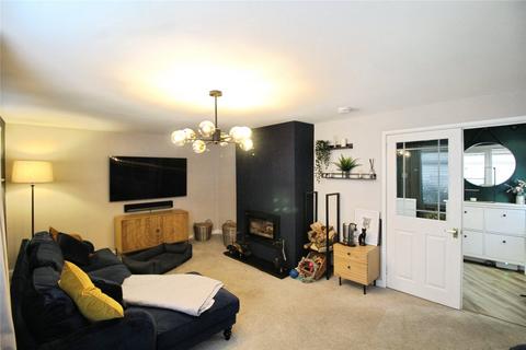 4 bedroom detached house to rent, Morar Place, Perth and Kinross KY13