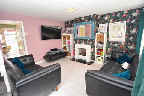 3 bedroom semi-detached house for sale, Skye Road, Davyhulme, M41