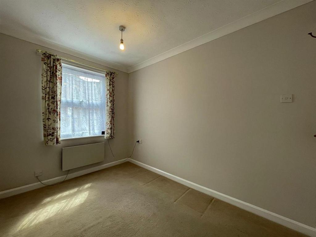 Flat 3 South Parade 10.jpg