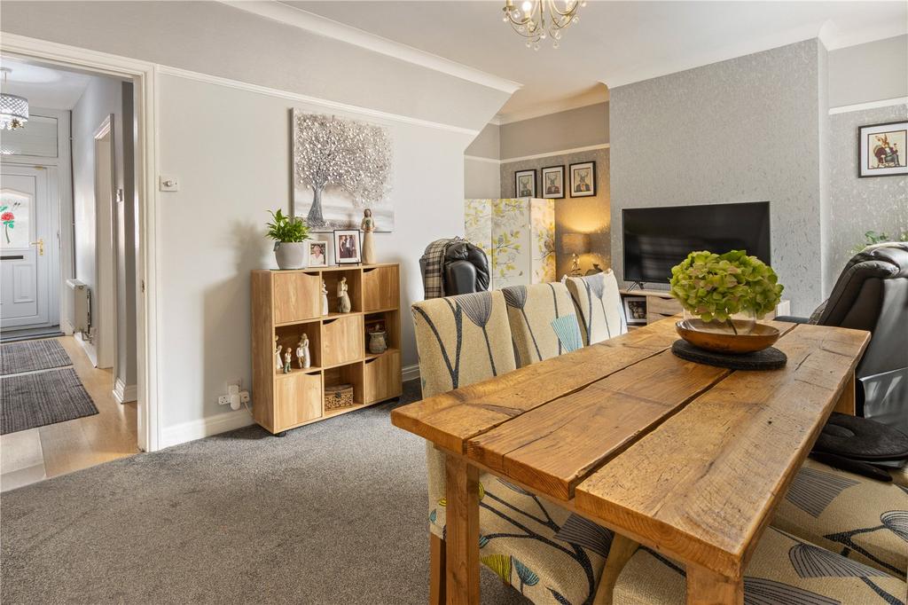 Living/Dining Room