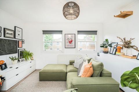 1 bedroom flat for sale, Sutton Place, London E9