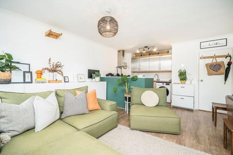 1 bedroom flat for sale, Sutton Place, London E9