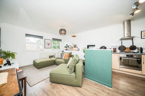 1 bedroom flat for sale, Sutton Place, London E9