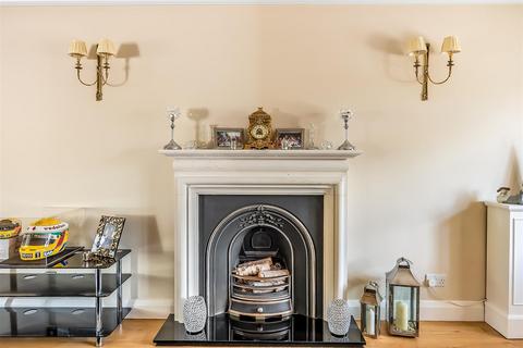 21 Onslow Avenue, Sutton, SM2 7ED